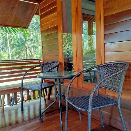 Walk In Homestay Ko Kut Exterior foto